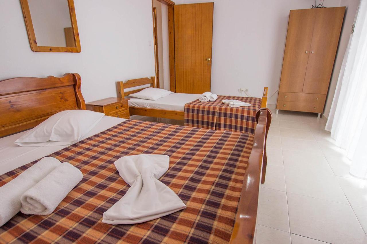 George Laz Rooms Vrasná Extérieur photo