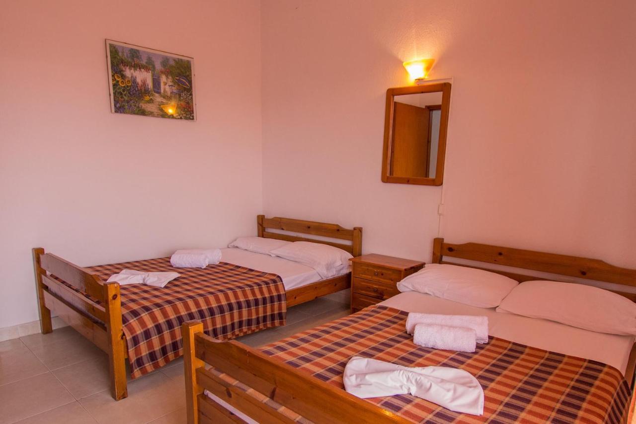 George Laz Rooms Vrasná Extérieur photo