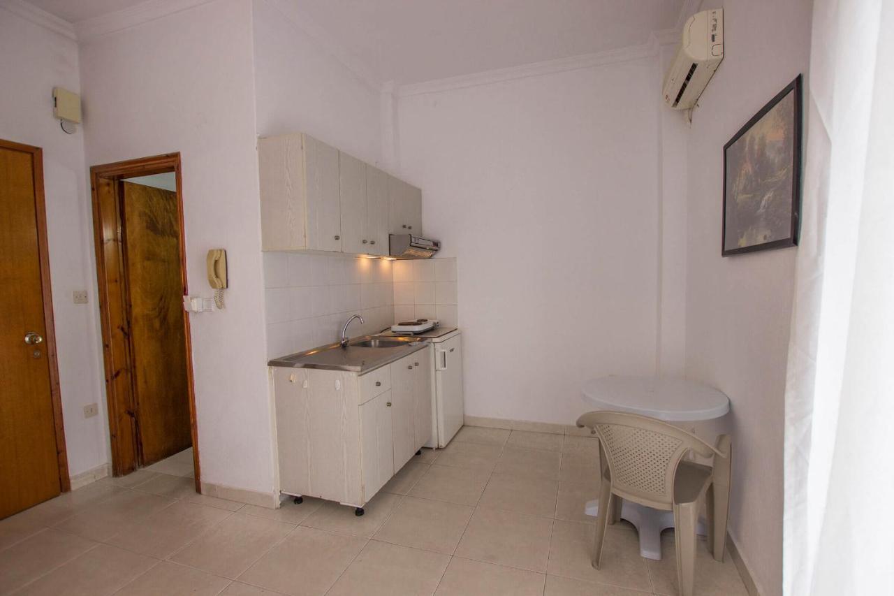 George Laz Rooms Vrasná Extérieur photo