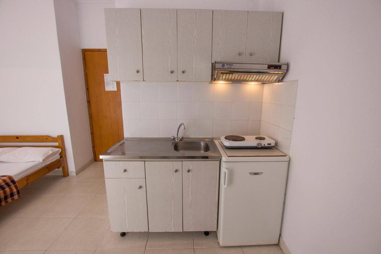 George Laz Rooms Vrasná Extérieur photo